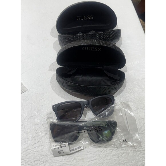 Guess Women\'s Sunglasses GU6810 BL-3F 54022-140 BLACK NEW Authentic (LOT OF 2) main image 6